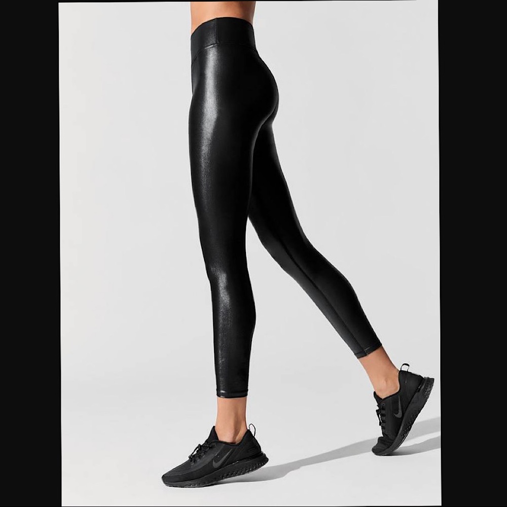 Carbon38 Regular Rise 7/8 Tamara Leggings